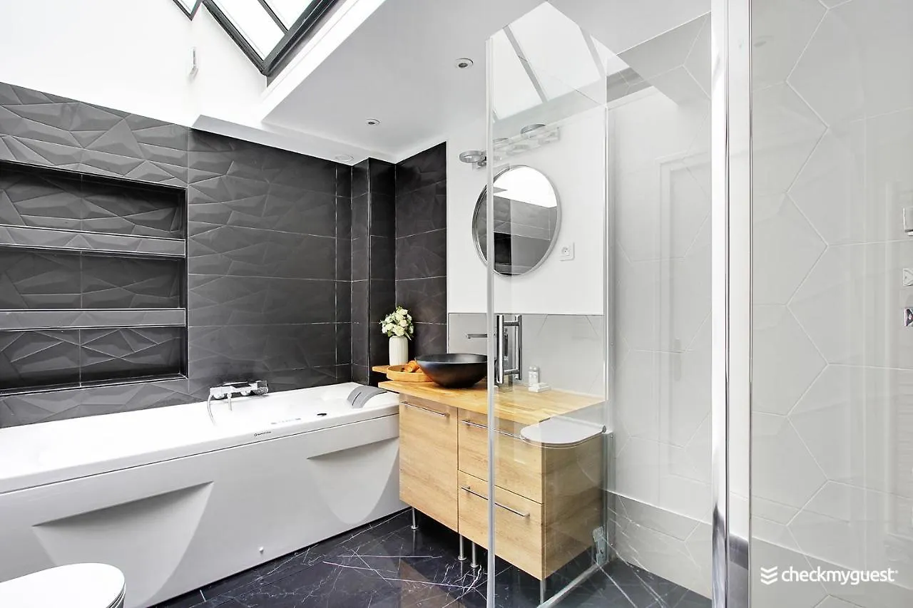 شقة Elegant - 1br-6p- Grands Boulevards